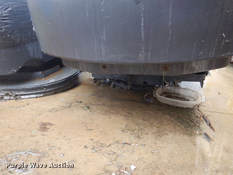 image for item IM9545 (3) floor scrubbers