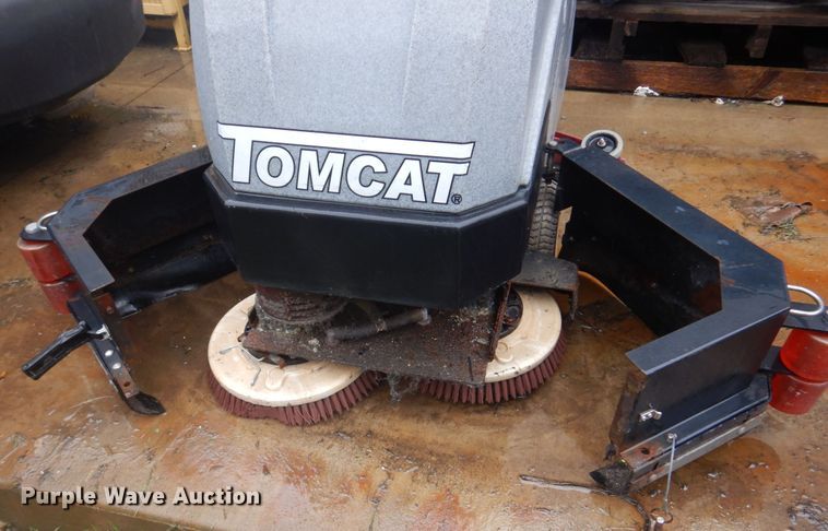 image for item IM9545 (3) floor scrubbers