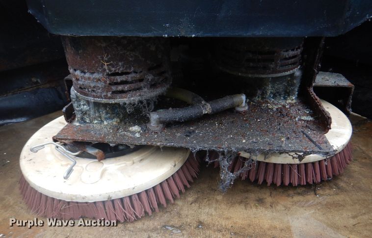 image for item IM9545 (3) floor scrubbers