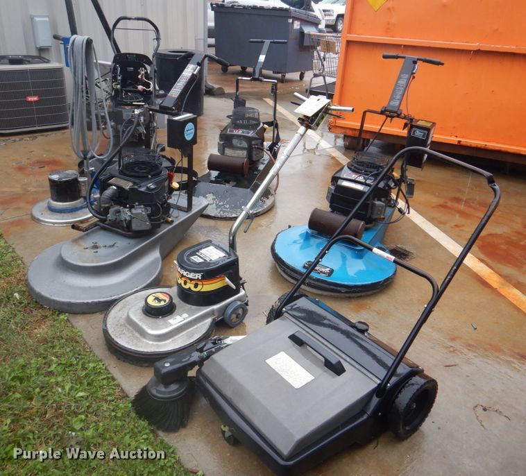 image for item IM9546 Flooring cleaning equipment