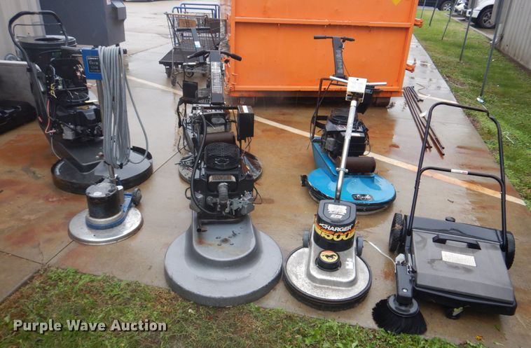 image for item IM9546 Flooring cleaning equipment