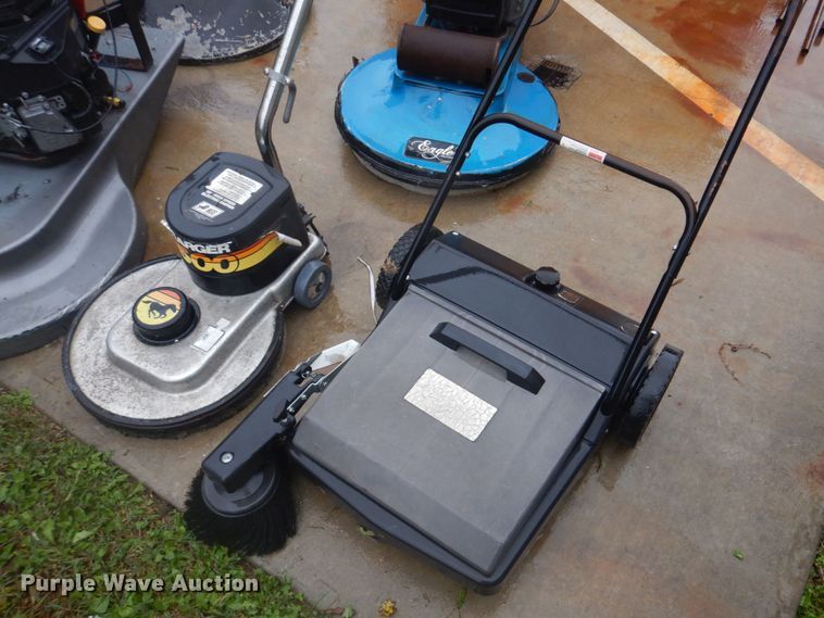 image for item IM9546 Flooring cleaning equipment