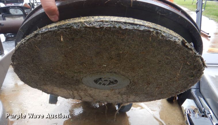 image for item IM9546 Flooring cleaning equipment