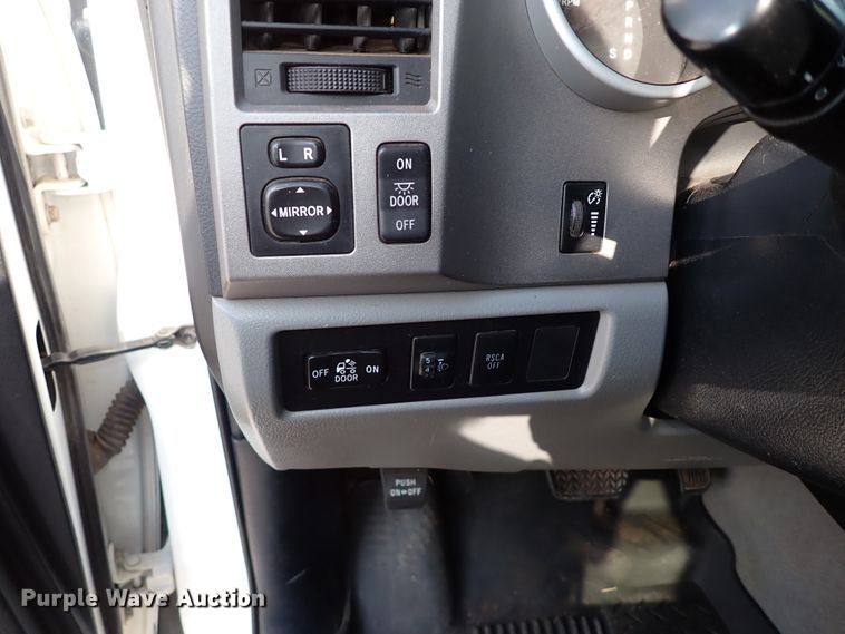 image for item IN9610 2010 Toyota Tundra  Double Cab pickup truck