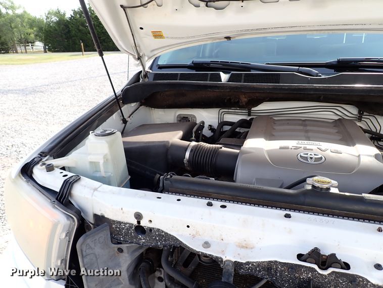 image for item IN9610 2010 Toyota Tundra  Double Cab pickup truck