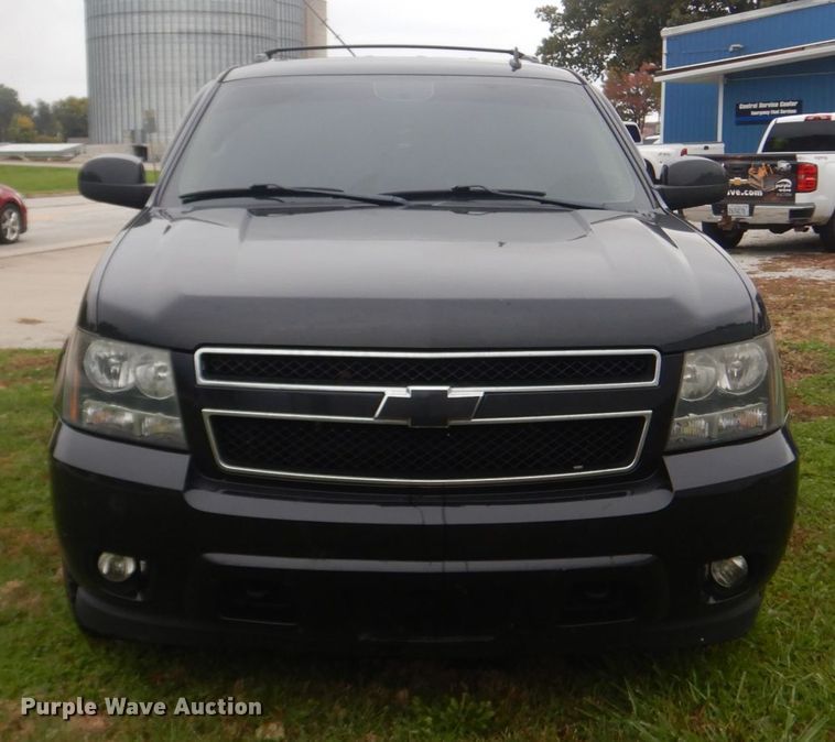 image for item IV9504 2011 Chevrolet Tahoe  SUV
