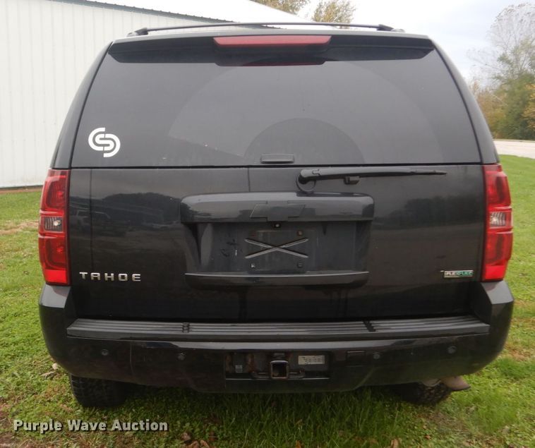 image for item IV9504 2011 Chevrolet Tahoe  SUV