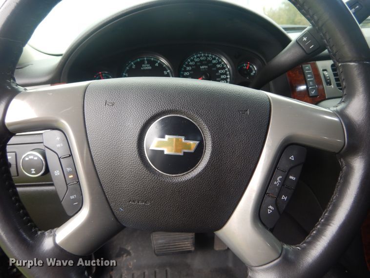 image for item IV9504 2011 Chevrolet Tahoe  SUV