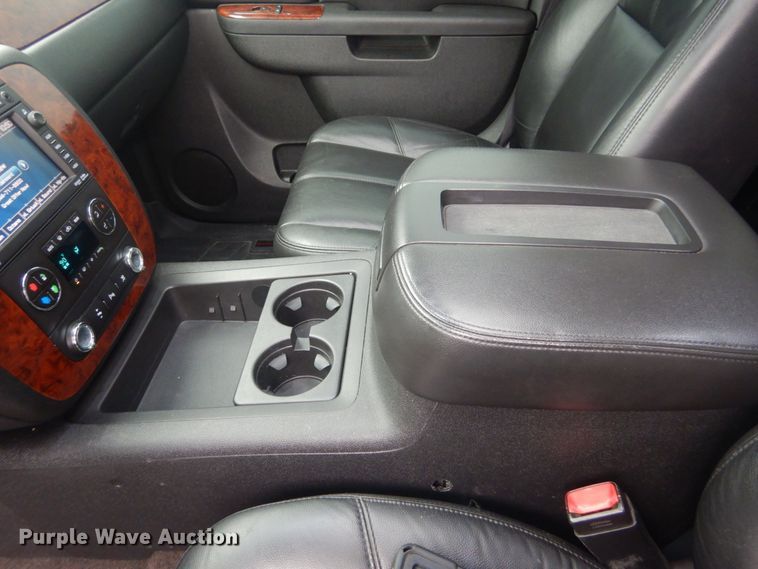 image for item IV9504 2011 Chevrolet Tahoe  SUV