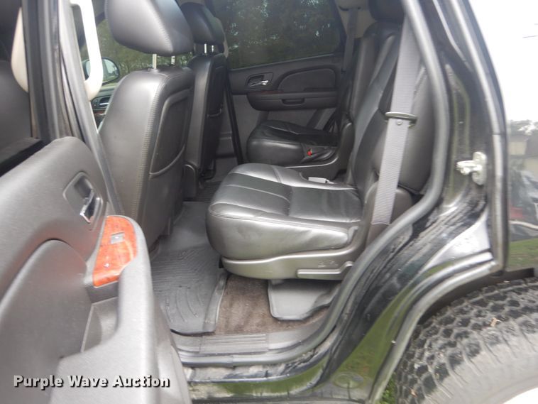 image for item IV9504 2011 Chevrolet Tahoe  SUV