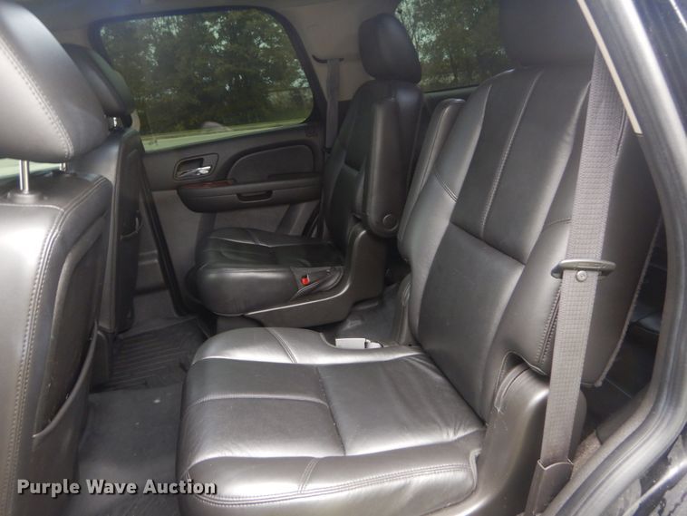 image for item IV9504 2011 Chevrolet Tahoe  SUV