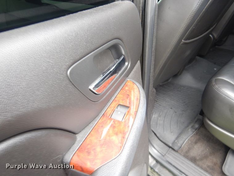 image for item IV9504 2011 Chevrolet Tahoe  SUV