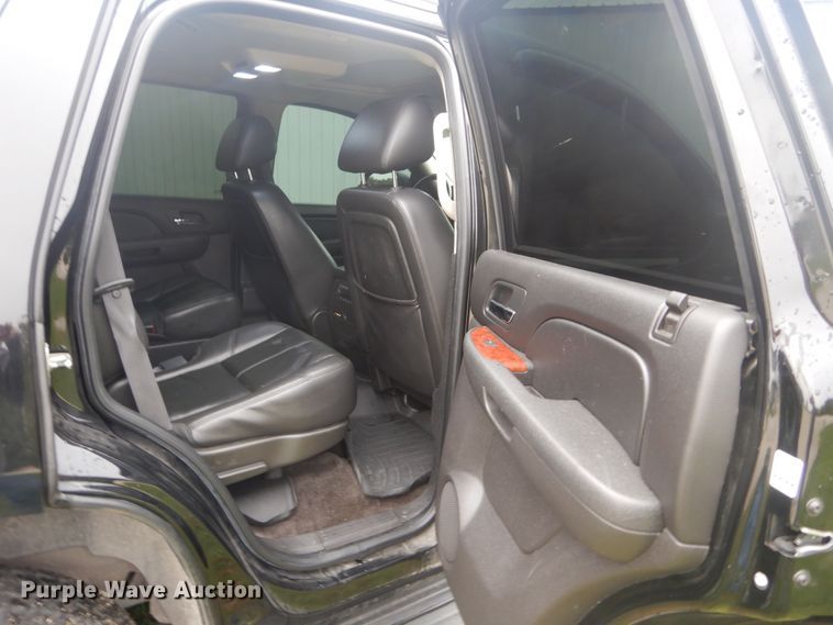 image for item IV9504 2011 Chevrolet Tahoe  SUV