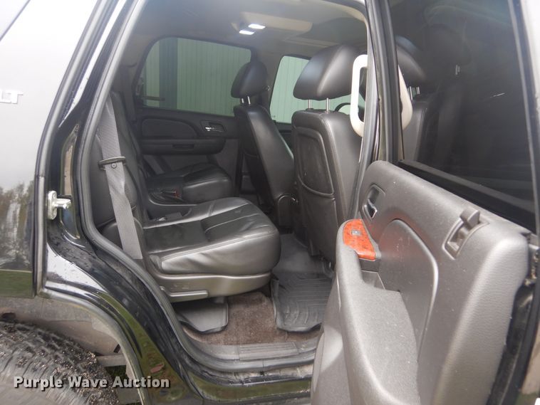 image for item IV9504 2011 Chevrolet Tahoe  SUV