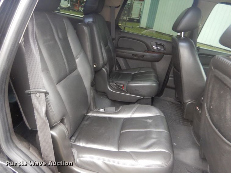 image for item IV9504 2011 Chevrolet Tahoe  SUV