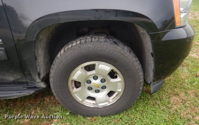 image for item IV9504 2011 Chevrolet Tahoe  SUV