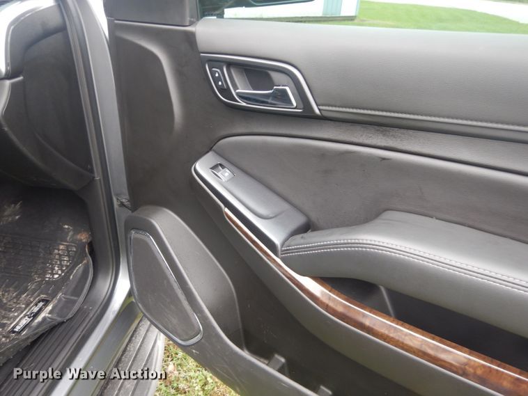 image for item IV9505 2020 Chevrolet Tahoe Police  SUV