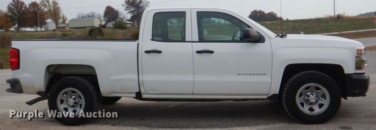 image for item IV9551 2016 Chevrolet Silverado 1500  Double Cab pickup truck