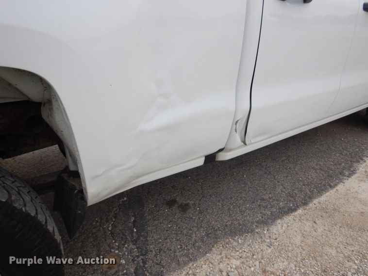 image for item IV9551 2016 Chevrolet Silverado 1500  Double Cab pickup truck