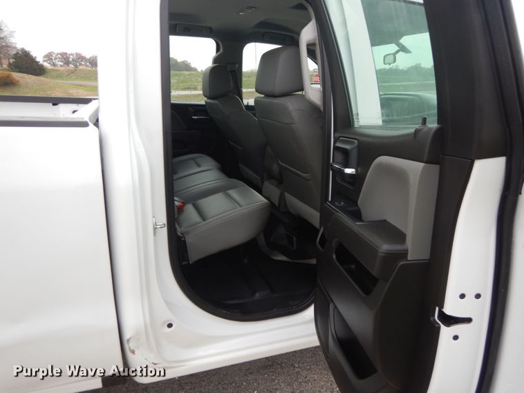 image for item IV9551 2016 Chevrolet Silverado 1500  Double Cab pickup truck