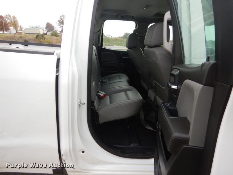 image for item IV9551 2016 Chevrolet Silverado 1500  Double Cab pickup truck