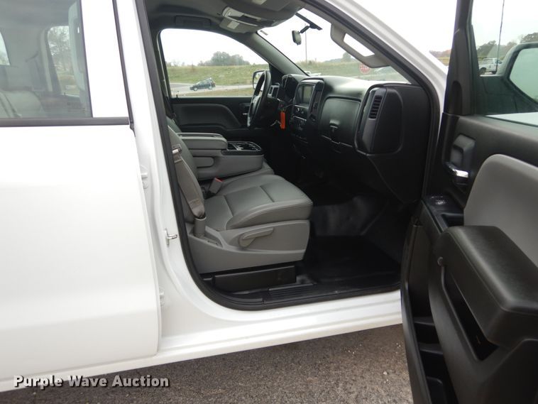 image for item IV9551 2016 Chevrolet Silverado 1500  Double Cab pickup truck