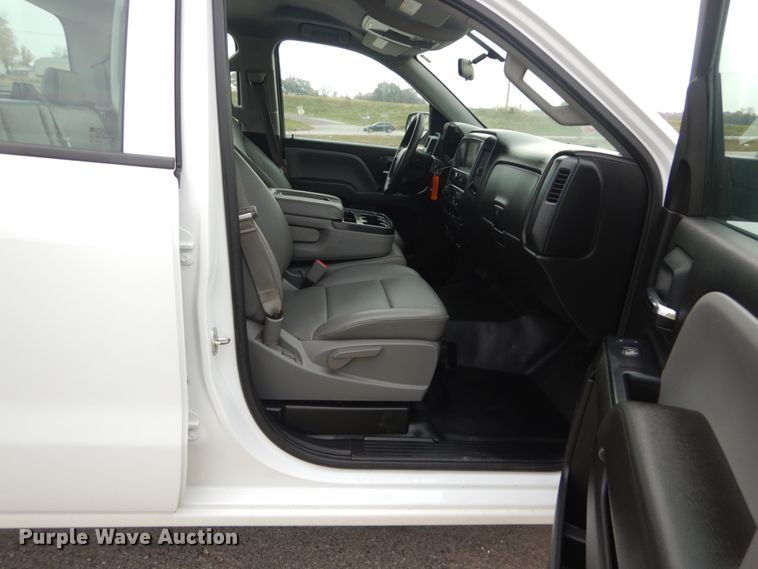 image for item IV9551 2016 Chevrolet Silverado 1500  Double Cab pickup truck