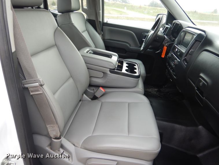 image for item IV9551 2016 Chevrolet Silverado 1500  Double Cab pickup truck