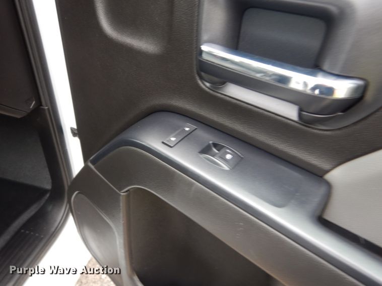 image for item IV9551 2016 Chevrolet Silverado 1500  Double Cab pickup truck