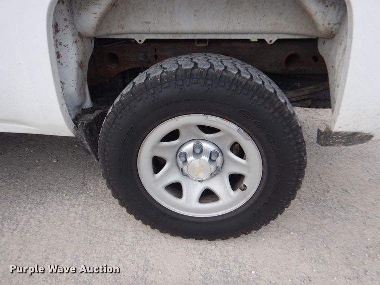 image for item IV9551 2016 Chevrolet Silverado 1500  Double Cab pickup truck