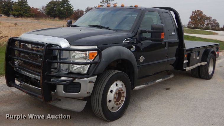 image for item IV9556 2011 Ford F450 Super Duty XLT  flatbed truck