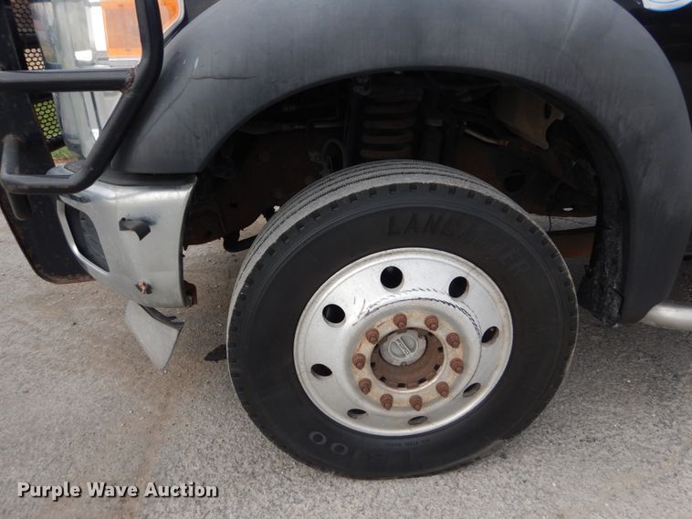 image for item IV9556 2011 Ford F450 Super Duty XLT  flatbed truck