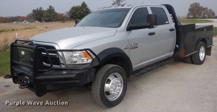 image for item IV9557 2014 Dodge Ram 5500HD  flatbed truck