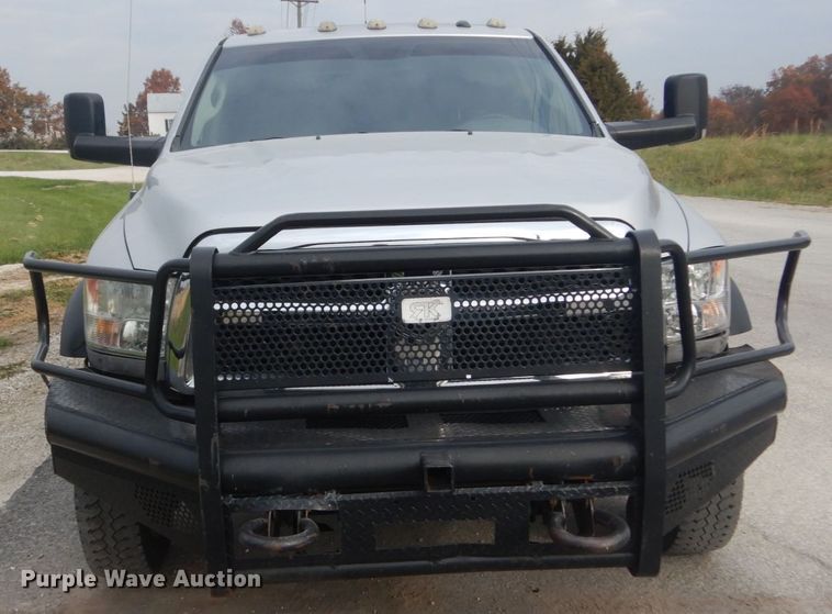 image for item IV9557 2014 Dodge Ram 5500HD  flatbed truck