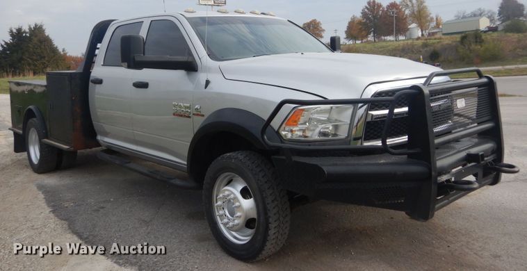 image for item IV9557 2014 Dodge Ram 5500HD  flatbed truck