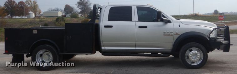 image for item IV9557 2014 Dodge Ram 5500HD  flatbed truck