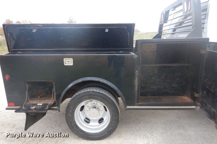 image for item IV9557 2014 Dodge Ram 5500HD  flatbed truck