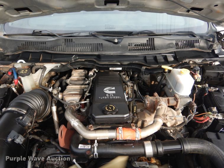 image for item IV9557 2014 Dodge Ram 5500HD  flatbed truck