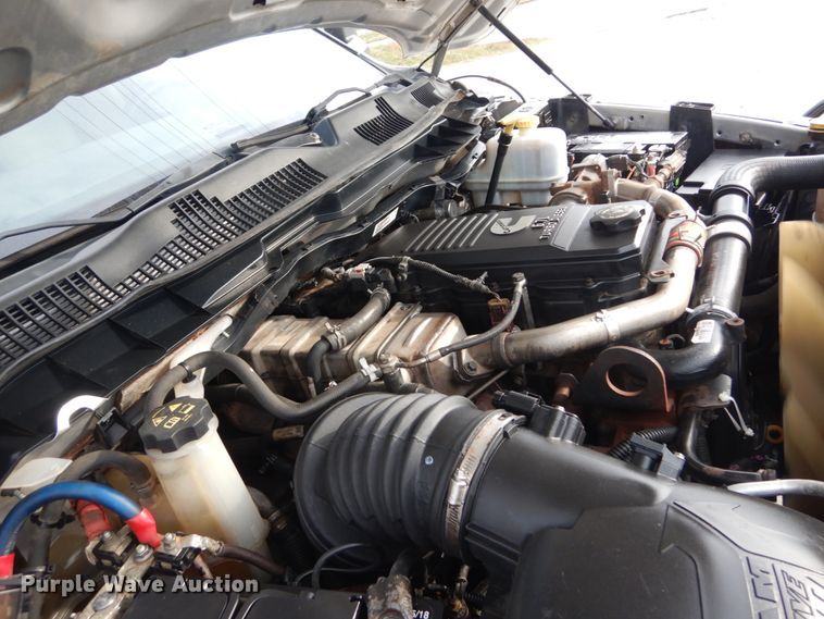 image for item IV9557 2014 Dodge Ram 5500HD  flatbed truck