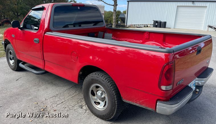 image for item IX9504 1998 Ford F150  pickup truck