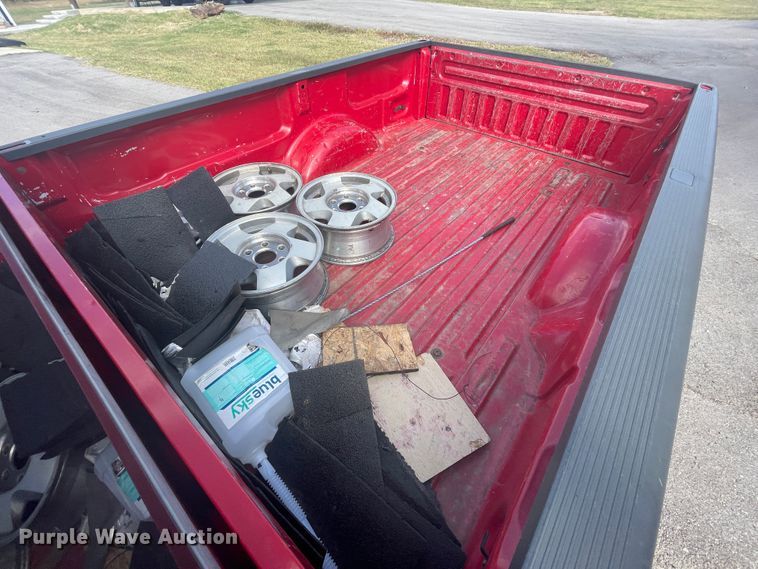 image for item IX9504 1998 Ford F150  pickup truck