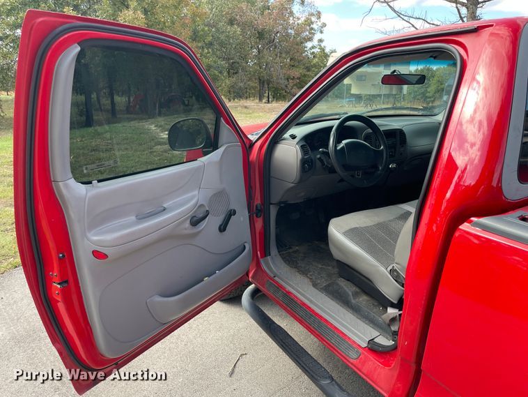 image for item IX9504 1998 Ford F150  pickup truck
