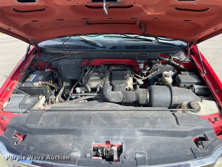 image for item IX9504 1998 Ford F150  pickup truck