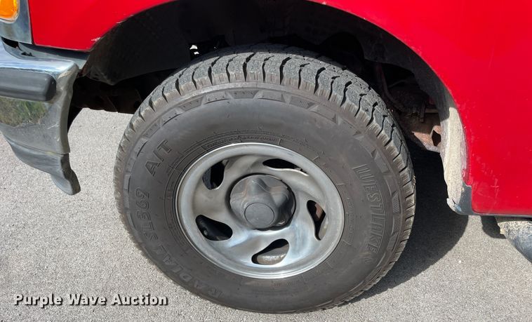 image for item IX9504 1998 Ford F150  pickup truck