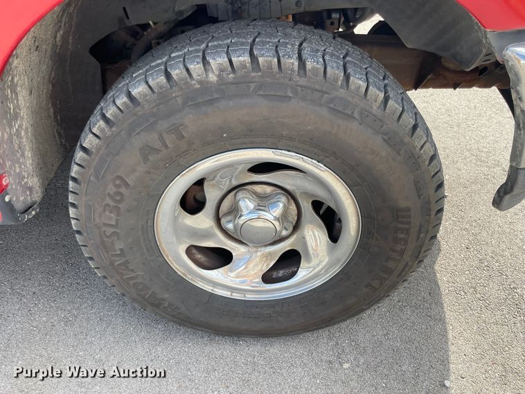 image for item IX9504 1998 Ford F150  pickup truck