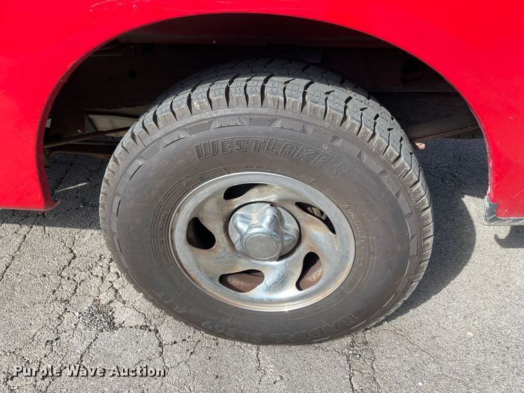 image for item IX9504 1998 Ford F150  pickup truck