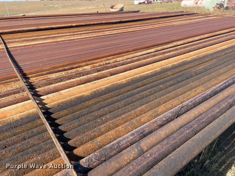 image for item IX9552 (114) 2 3/8" pipes