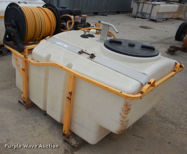 image for item JF9969 2009 Cub Cadet 56A703QR750  sprayer