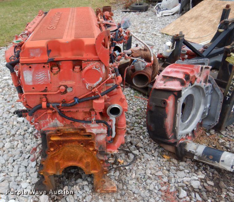 image for item JJ9908 Cummins 2350  engine