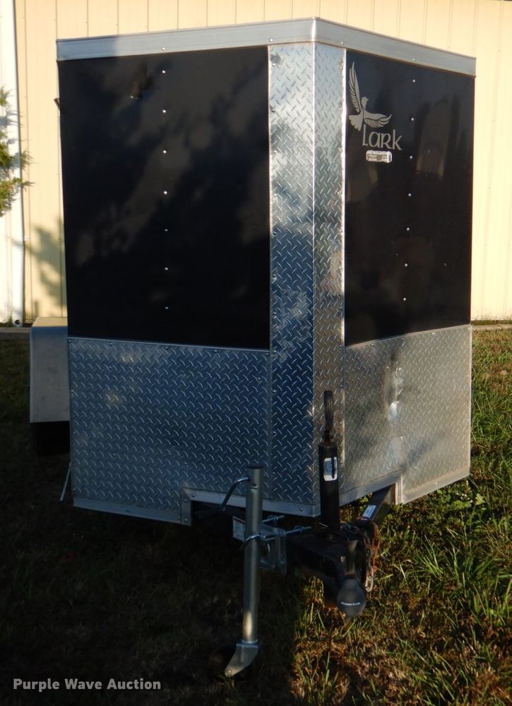 image for item JS9183 2010 Lark United VT510SA  enclosed cargo trailer